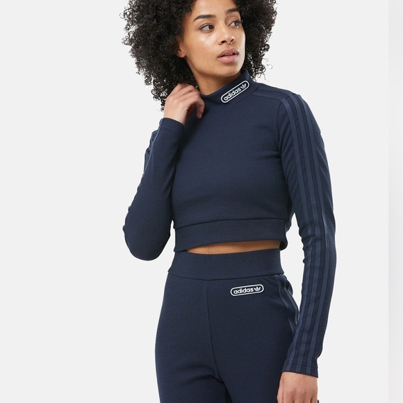 adidas Tops - Adidas Women's Dark Blue Long Sleeve Crop Top 🆕